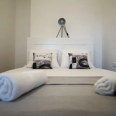 Laura Apartment