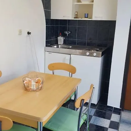 Apartment Laura